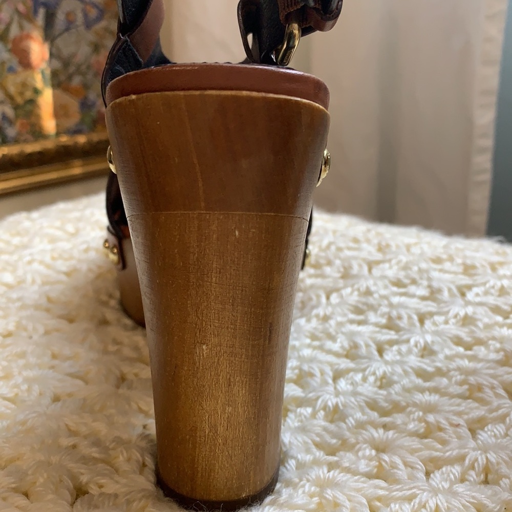 Coach wooden platform leather heels. Size 7 - Picture 5 of 7